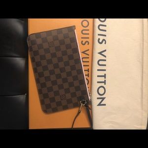❤️sold.  Louis Vuitton Neverfull Pouch Wristlet